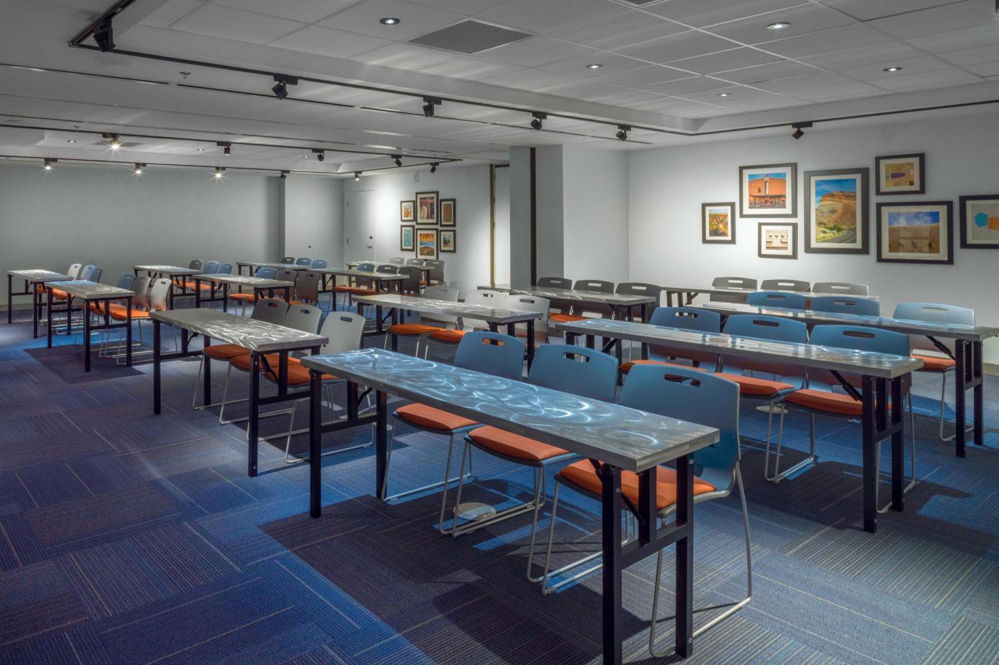 Hotel Aloft Downtown 3*